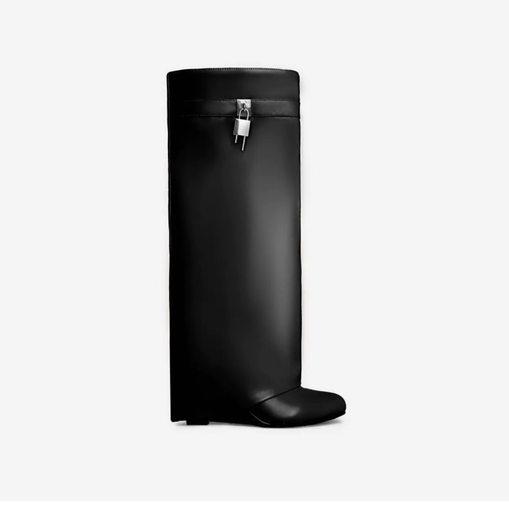 SHARK LOCK BOOTS